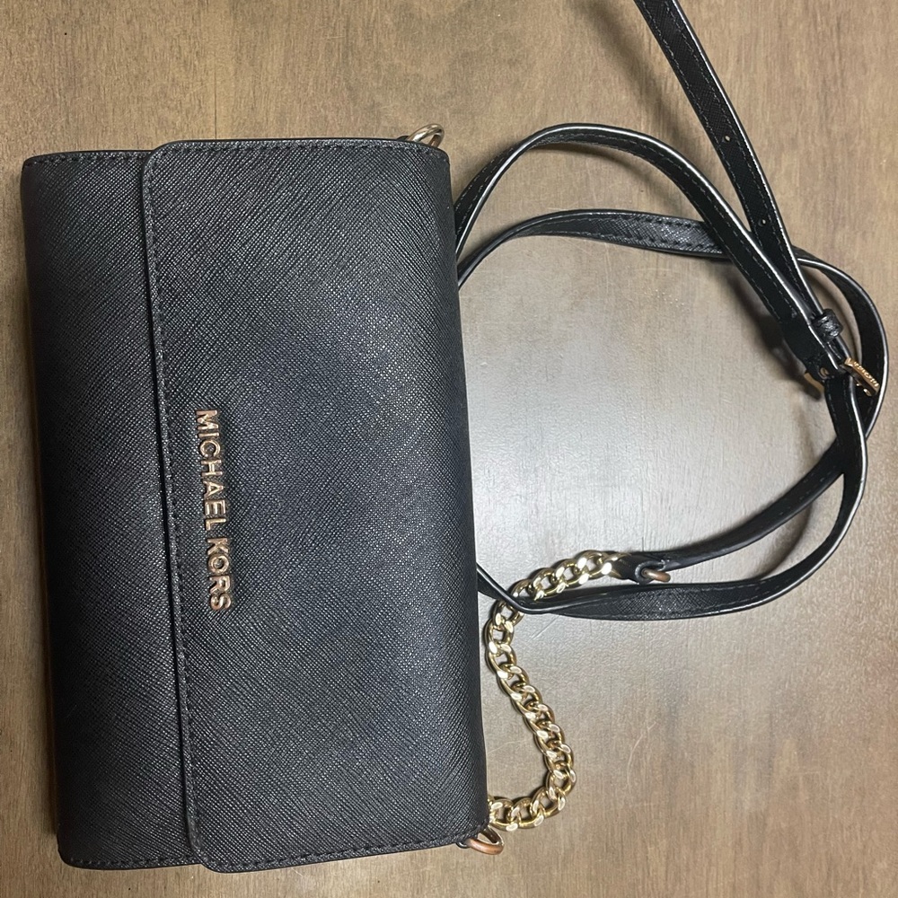 Michael Kors 3-in-1 crossbody - Picture 1 of 6